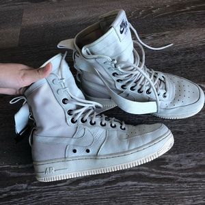 Nike Air Force 1 special field